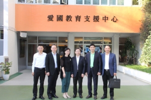 江西省統戰部黃喜忠部長親臨中心指導